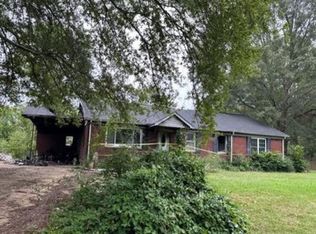 203 Hampton Ave, New Albany, MS 38652