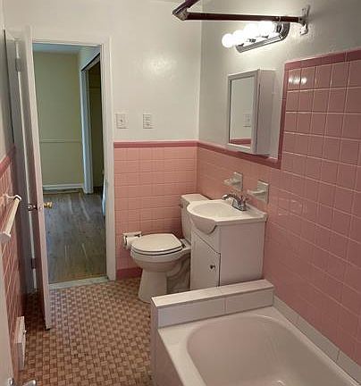 4th image of 6407 Shelbourne St Floor 1