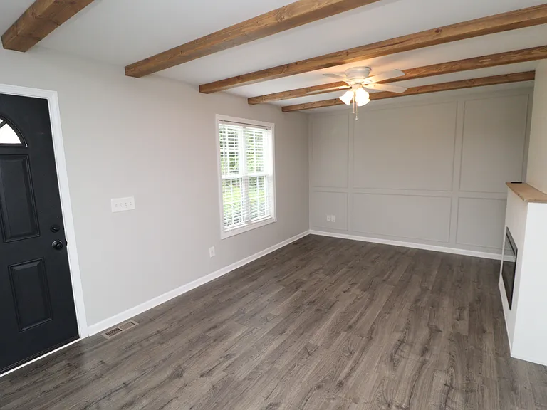1041 Parkers Ridge Dr — Photo 3