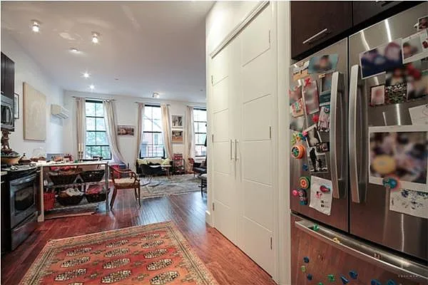 Rented by Triumph Property Group | media 25