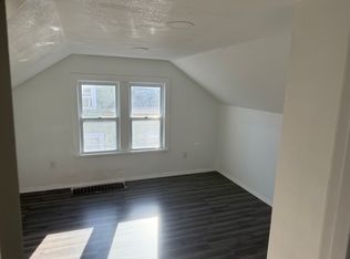 1917 Marquette St, Racine, WI 53402