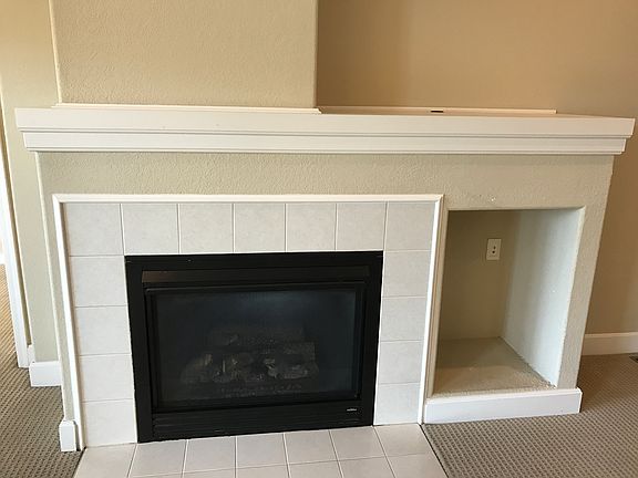 4th image of 2548 Saint Charles Cir