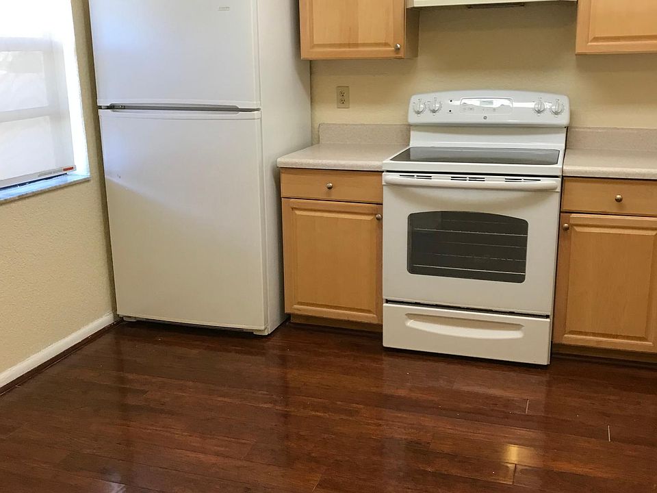 1st image of 10873 Royal Palm Blvd