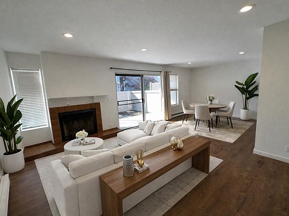 4th image of 2212 Almaden Rd #A