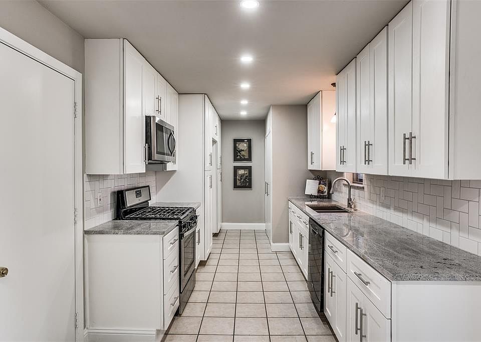 1st image of 14434 Dennis Ln