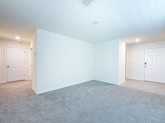 4th image of 38312 Sonnet Landing Ave