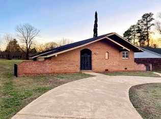 414 Wedgewood Dr, Boiling Springs, SC 29316