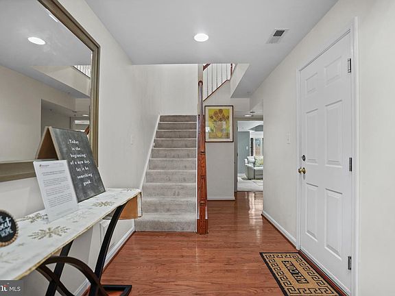 2nd image of 8913 Lee Manor Dr