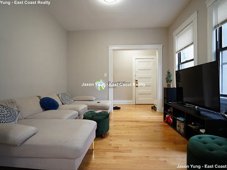 72 Gardner St #C3 — Photo 8