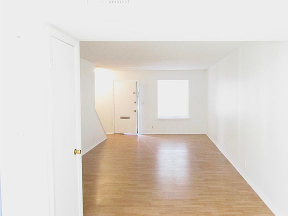 4th image of 6563 Poplar Woods Cir S APT 7