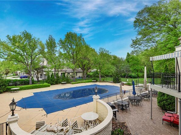6638 W 109th St APT B, Overland Park, KS 66211