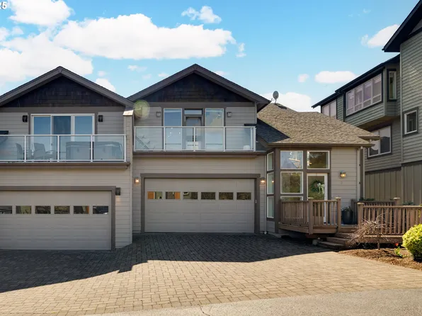 3 E Pointe Ct, Hood River, OR 97031