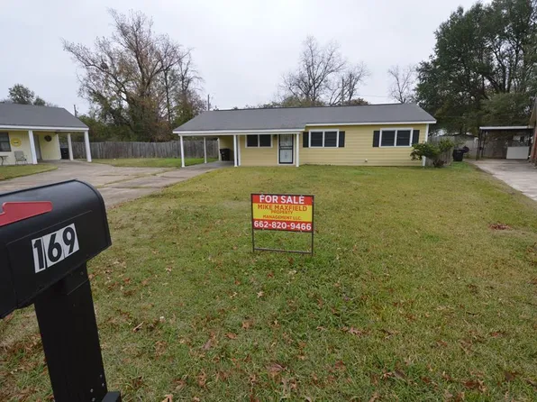 169 High St, Greenville, MS 38701