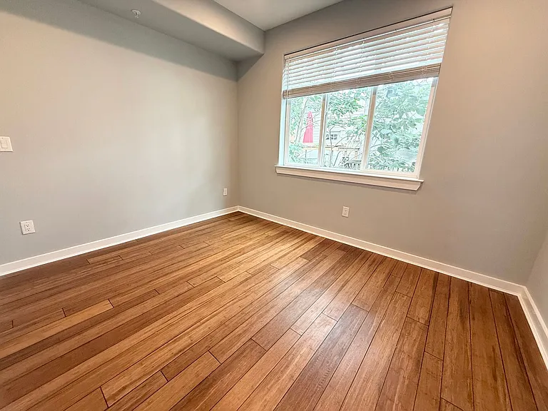 2923 Gerritt St — Photo 20