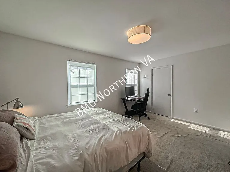 7711 Trevino Ln — Photo 12