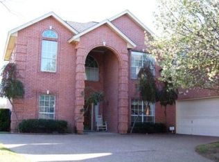 6344 Meadow Lakes Dr, North Richland Hills, TX 76180