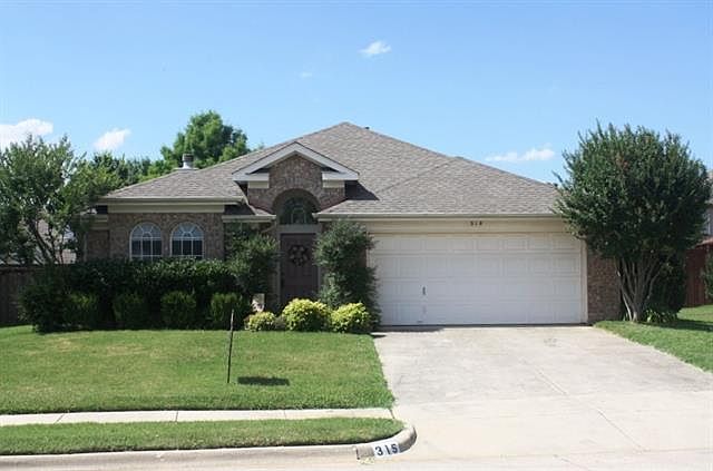 1st image of 315 Ashley Oak Ln