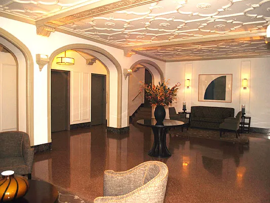 Sold by Sotheby's International Realty | media 8