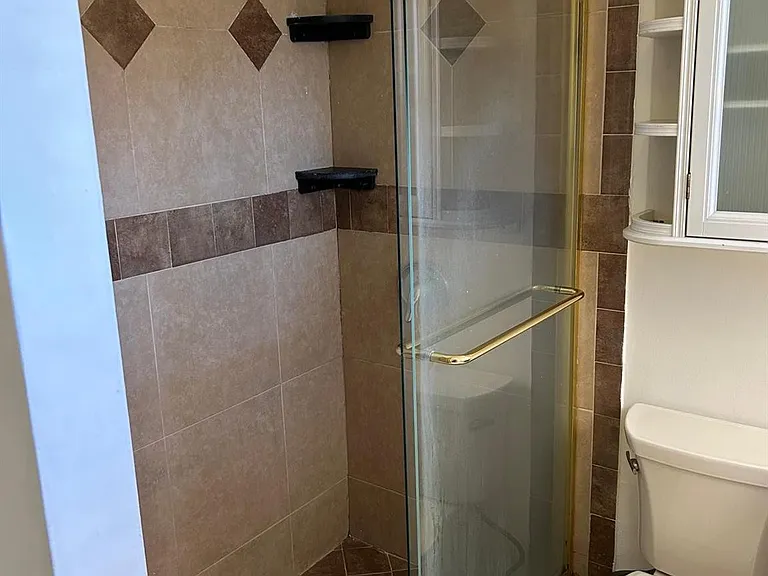850 E Commercial Blvd #210A — Photo 16