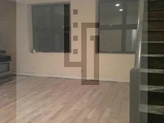 Rented by Loom Group | media 21