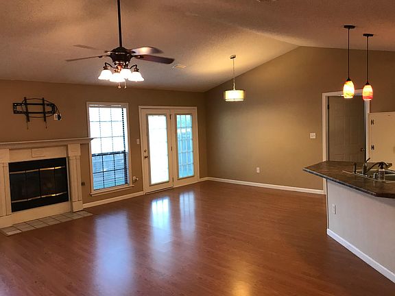 4th image of 4101 Cornerstone Dr