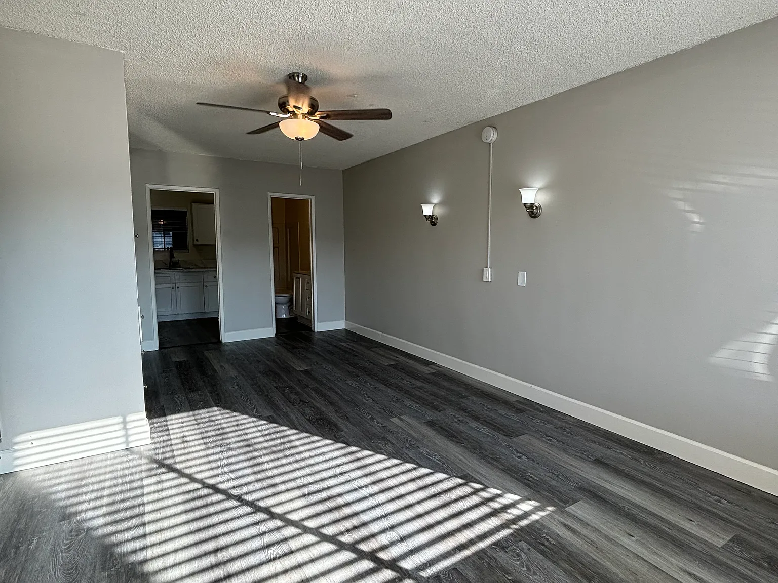 Studio, $1,550 — Photo 2