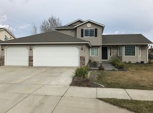 5307 Bakerloo Ln, Pasco, WA 99301