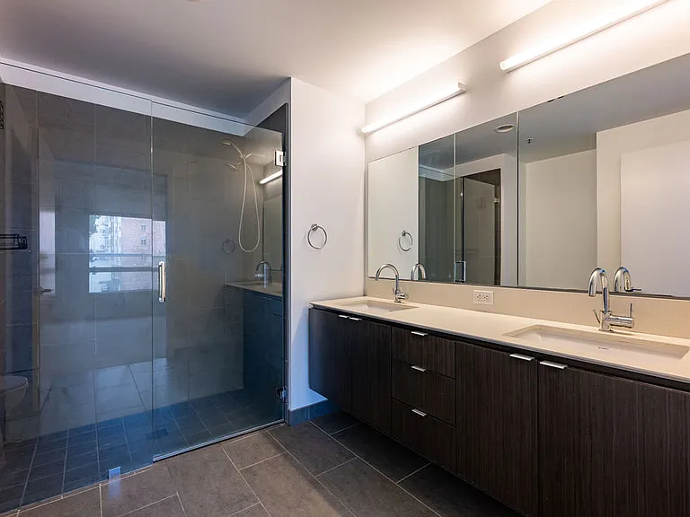 1788 Clay St #404 — Photo 21