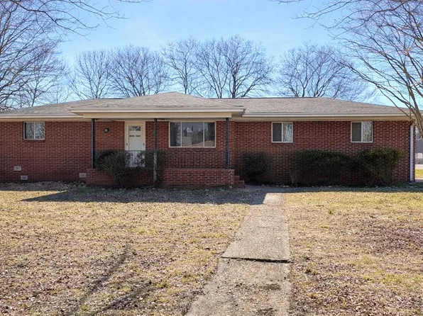 120 Morningside Dr, Soddy Daisy, TN 37379