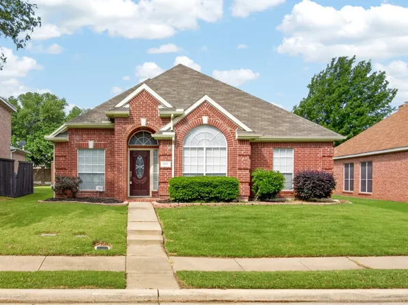 824 High Meadow Ct, Lewisville, TX 75077