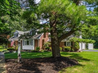5293 Ashwood Ct, Clarence, NY 14031