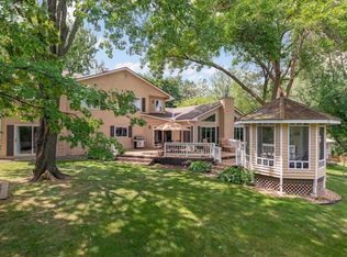 3545 Shady Oak Rd, Minnetonka, MN 55305