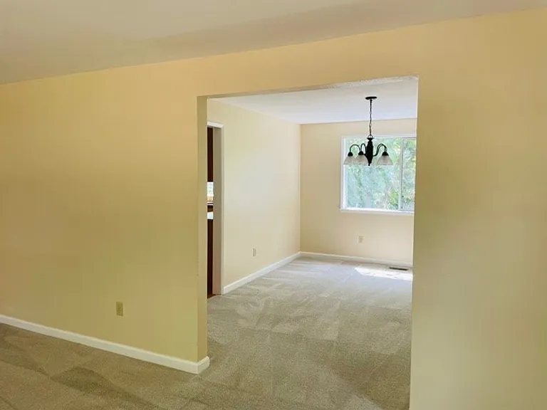 14007 SE 51st Pl — Photo 7