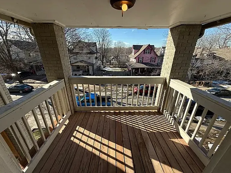 4117 Charlotte St #1S — Photo 2