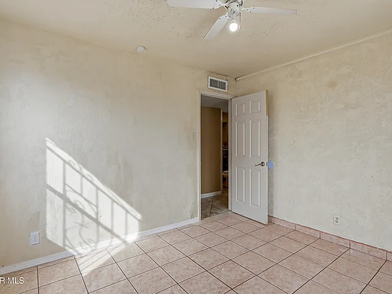 6115 Tesuque Dr — Photo 21