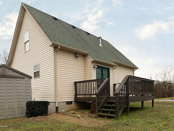 5th image of 111 Kayla Brooke Ct