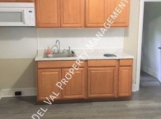 914 W 5th St, Chester, PA 19013