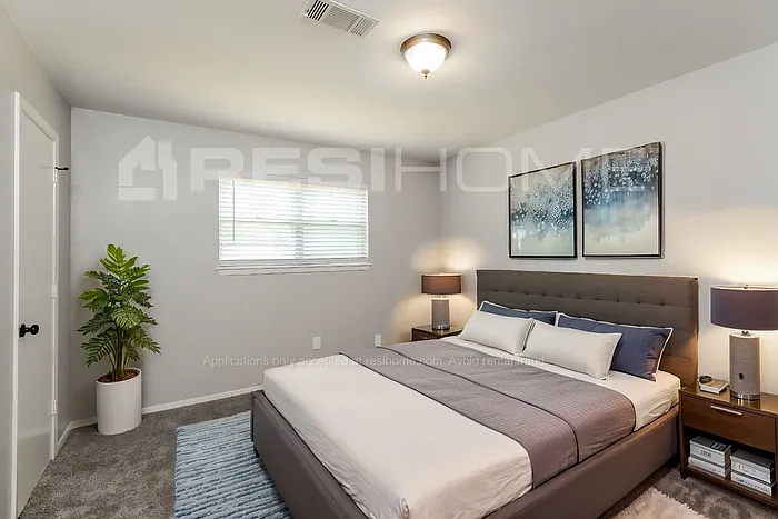 1021 Baldwin St — Photo 10