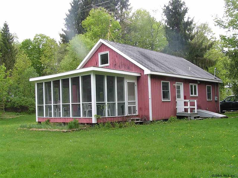 2nd image of 1718 COUNTY HIGHWAY 34
