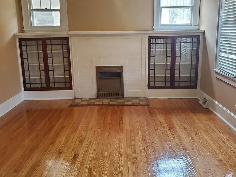 622 King Ave — Photo 2