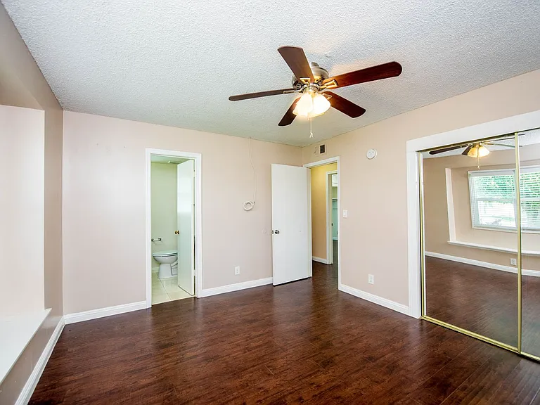 15412 Shasta Ln — Photo 18