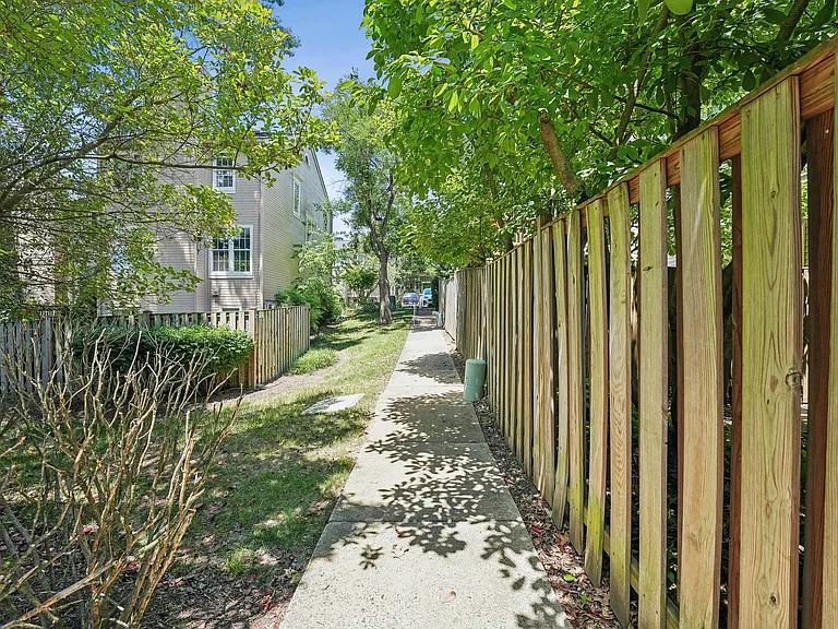 71 Fendall Ave — Photo 35