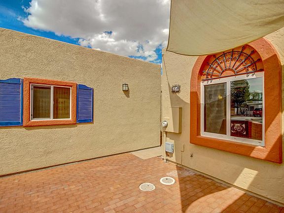 3rd image of 350 N Calle Del Chancero