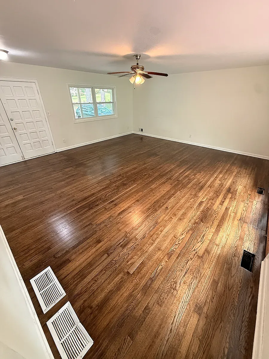 Building Photo - 4078 Flintridge Dr