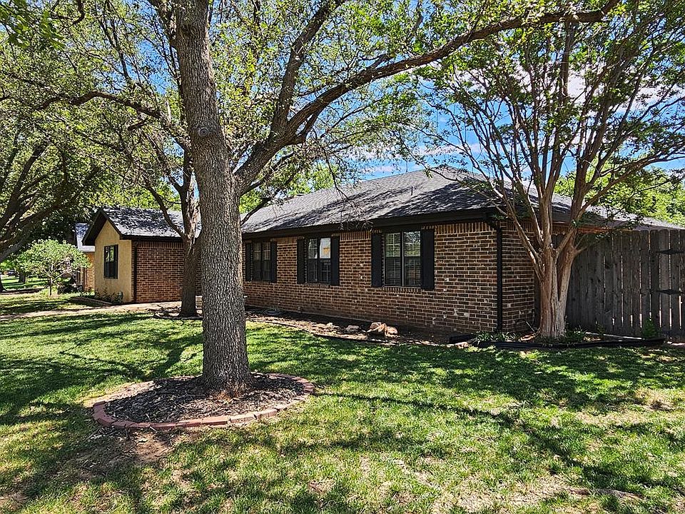 1st image of 2841 Canyon Creek Dr