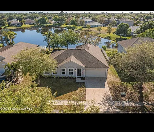 5938 Ridge Lake Cir Photo 1