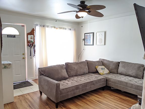 5th image of 27341 Dartmouth St