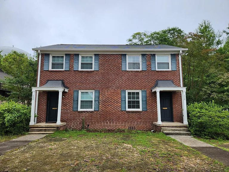 126 Pickens St — Photo 1