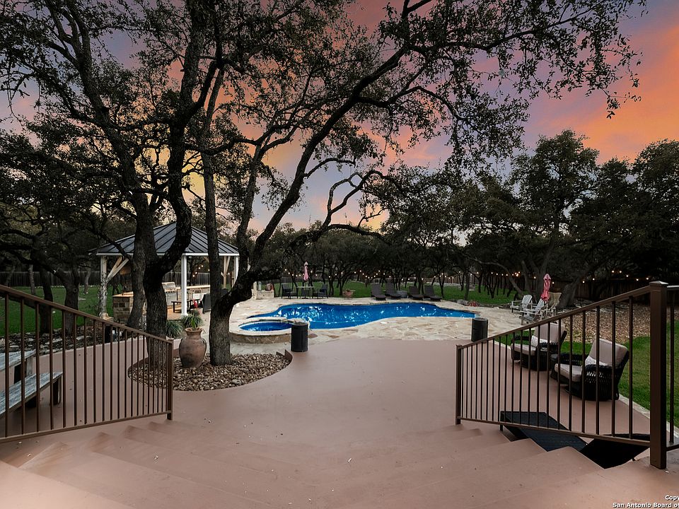1st image of 908 PINON BLVD