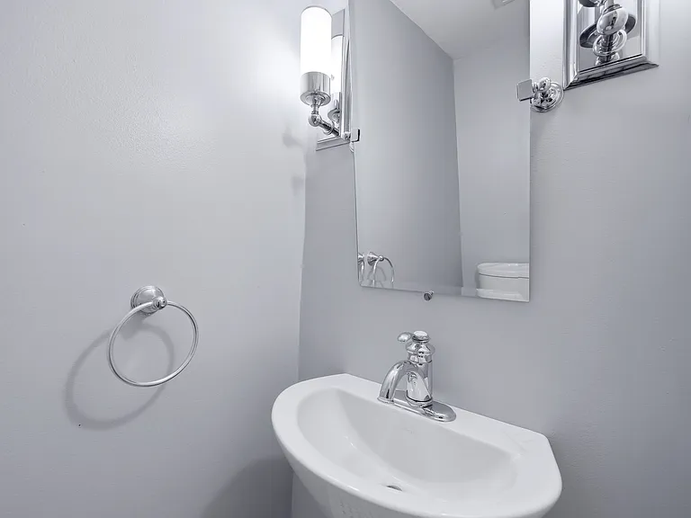 326 W Granada Rd #1 — Photo 11